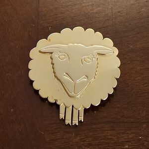 Adorable Signed AJC Stylized Sheep Lamb Brooch Pin Gold Tone